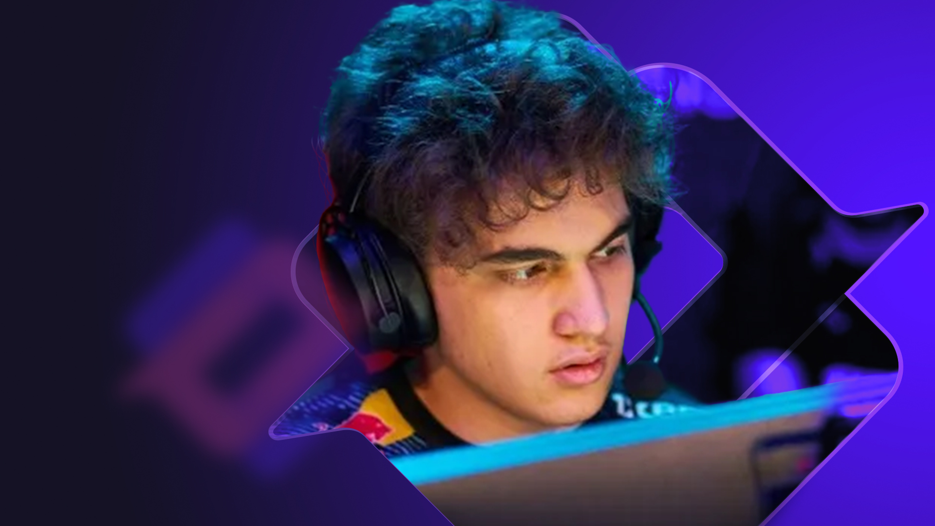 关于YEKINDAR的评论：「他是一位出色的队长。」